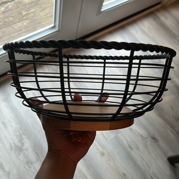 SOLD! Rope Round Fruit Storage Basket Preloved ❤️ - Picture 5 of 8